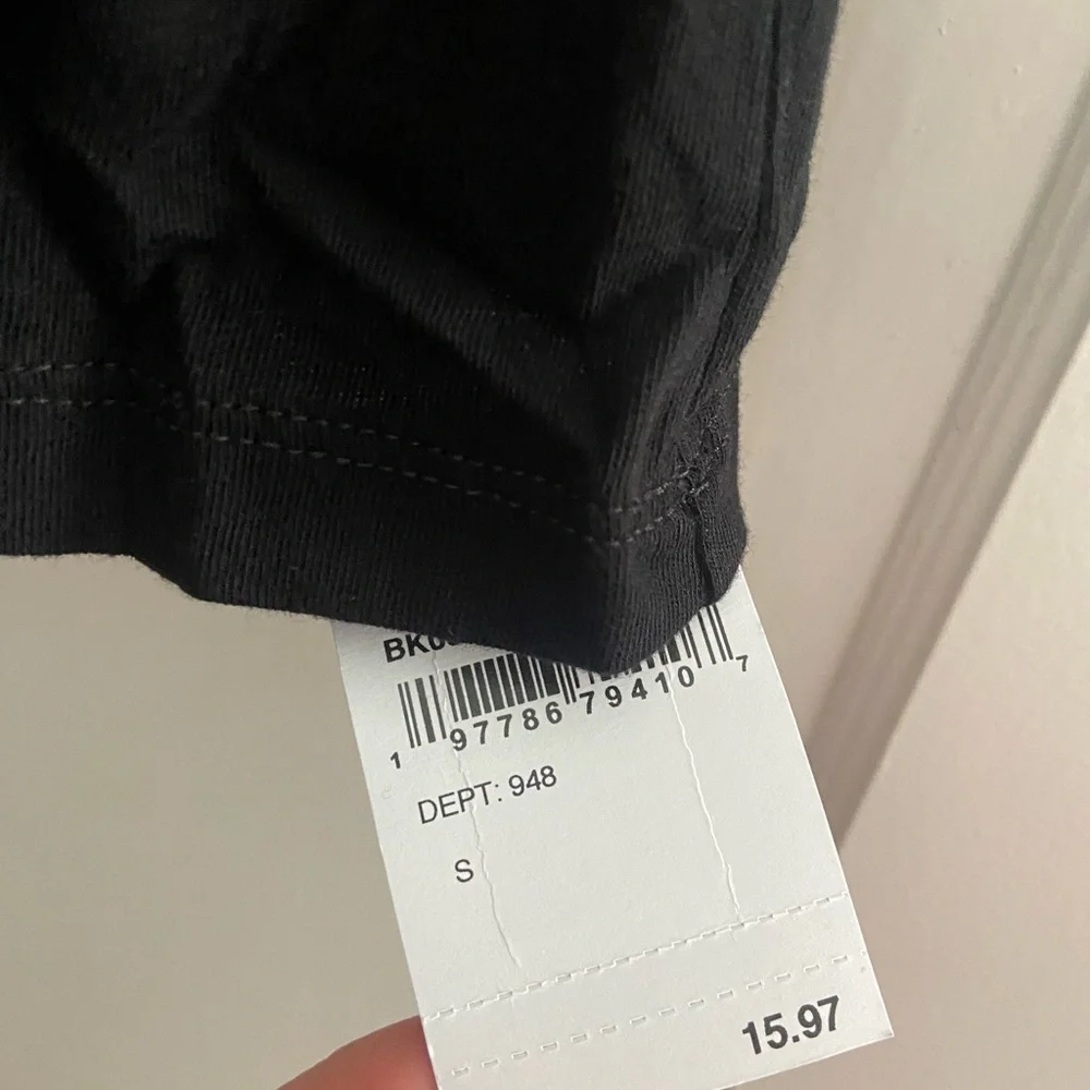 Madewell Black V-Neck Tank Top - Picture 4 of 4